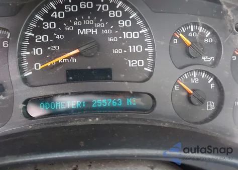 2004 Chevrolet Silverado 1500 Ls z USA, uszkodzony, nr VIN 2GCEK19T941225708